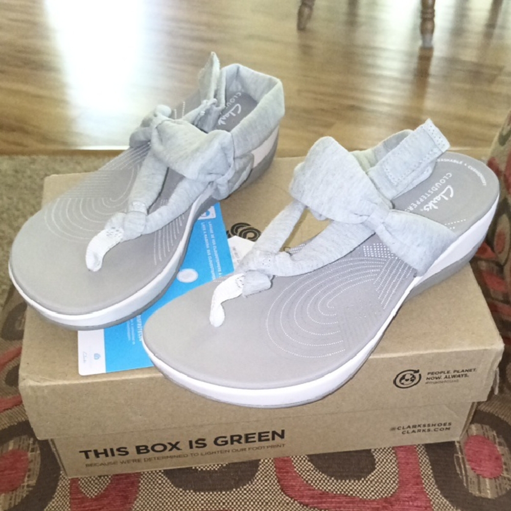 Clarks Arla Nicole Cloudsteppers